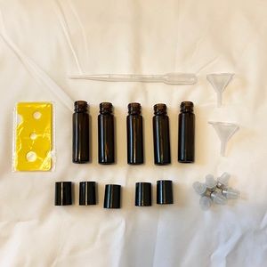 ⭐️5 amber .34 glass roller bottles